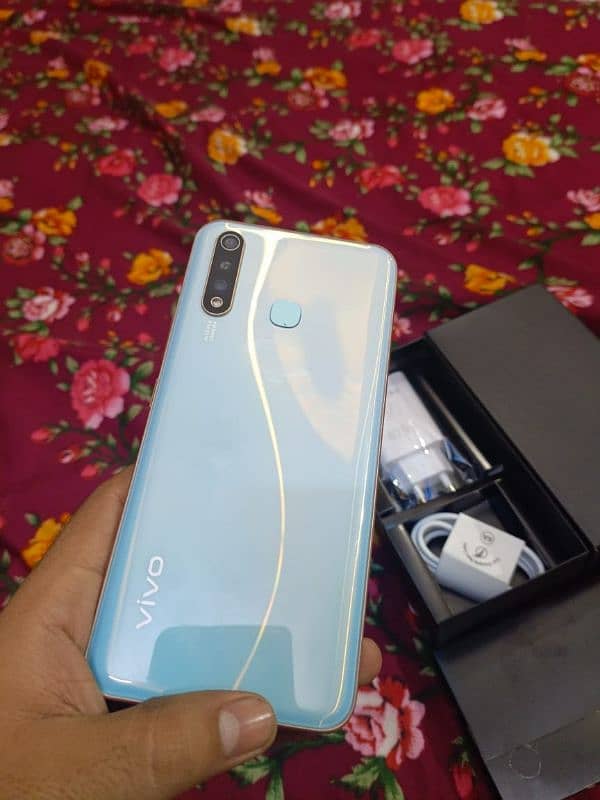 Vivo Y19 8/256 New Condition Home use 1