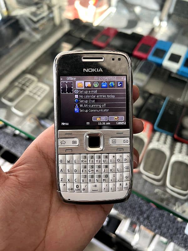 Original Nokia E72 in Mint Condition 0