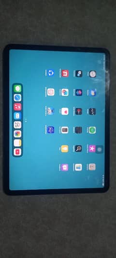 IPAD PRO 2021 M1 CHIP  256GB   LUSH CONDITION