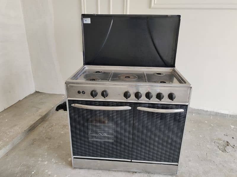 cooking range in good condition 5