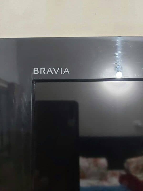 Sony Bravia 40 LCD 4