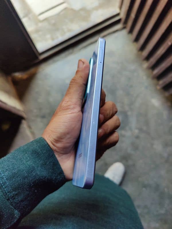 Oppo Reno 11F 5G For sale  (10/10) 8GB/256GB All 4