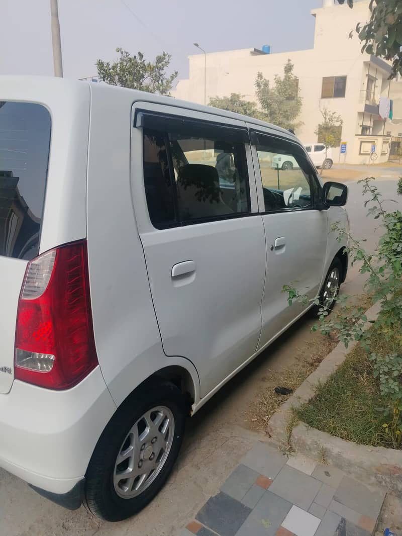 Suzuki Wagon R VXL Model 2019/20 3