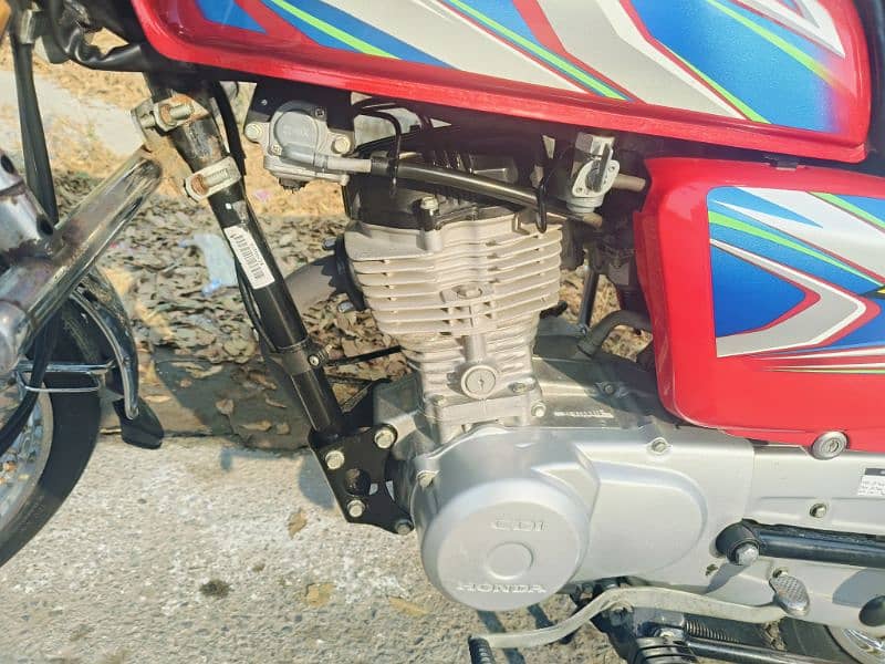 Honda 125 total gunine 10