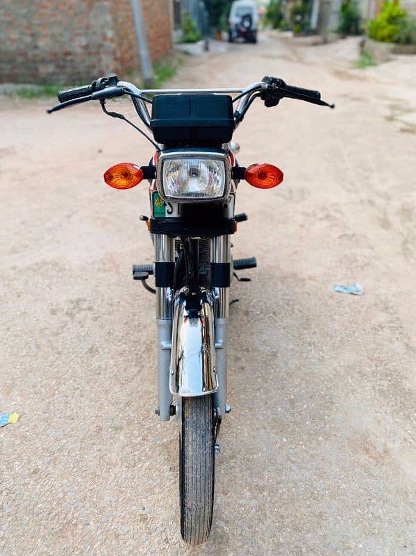 urgent sale Honda 125 5