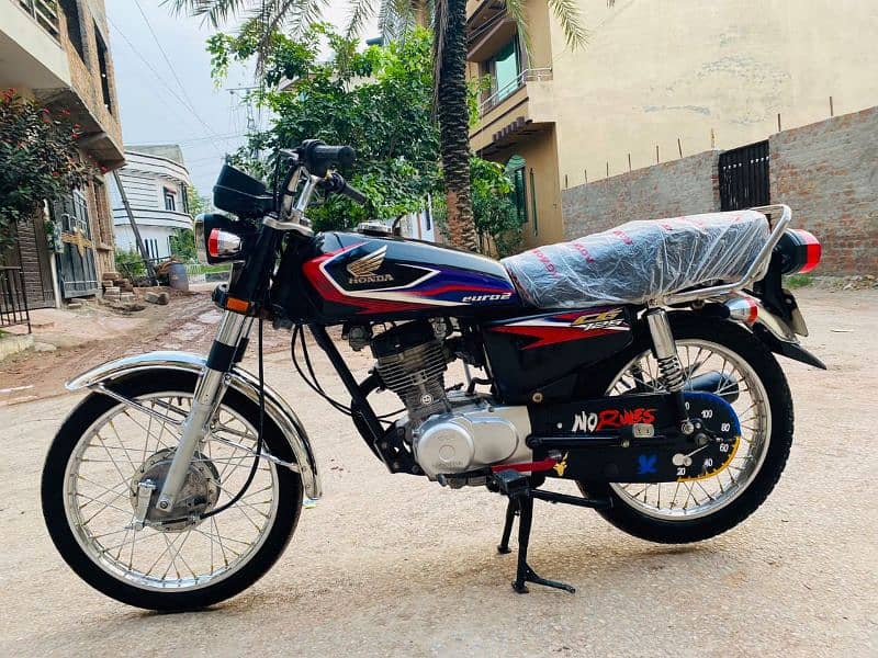 urgent sale Honda 125 6