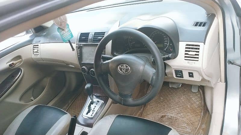 Toyota Corolla GLI 2011 1.6 auto 8