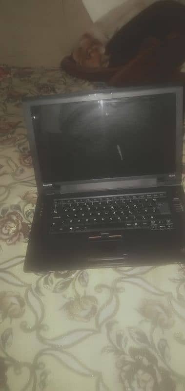 Lenovo laptop core2due 6ram/ 250gb storage 6