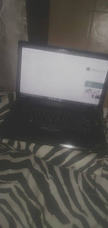 Lenovo laptop core2due 6ram/ 250gb storage 9