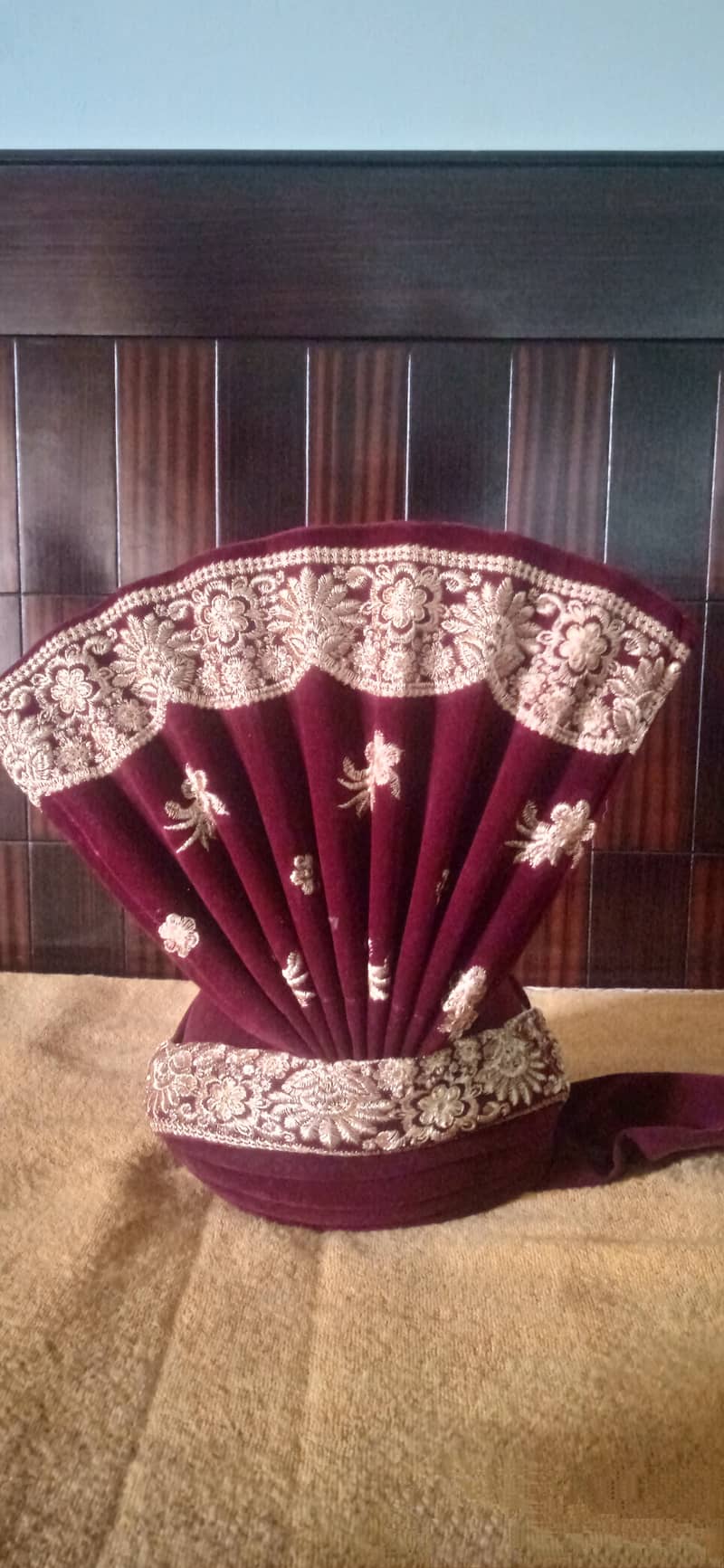 New Dark Reddish Brown (Mehroon) Groom Turban with Shawl Complete Set. 12