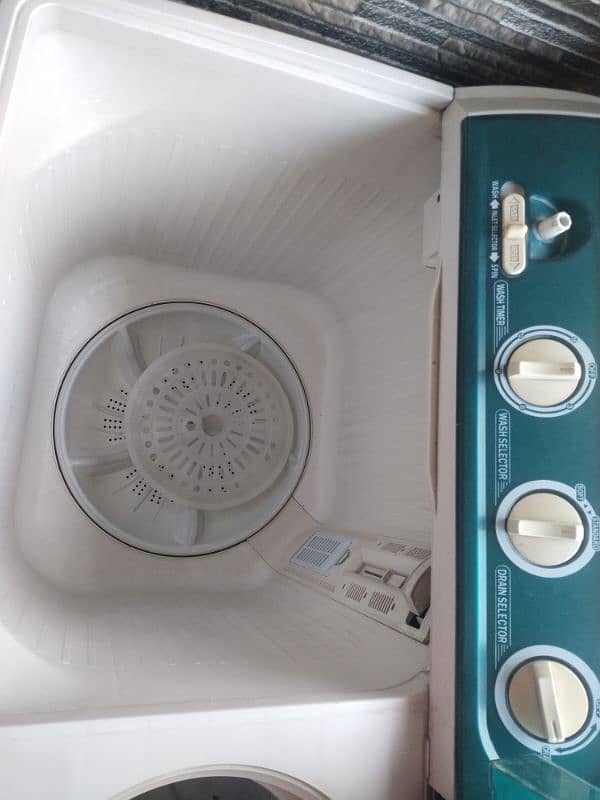 Used Haier Washing Machine (wash + dryer) 1