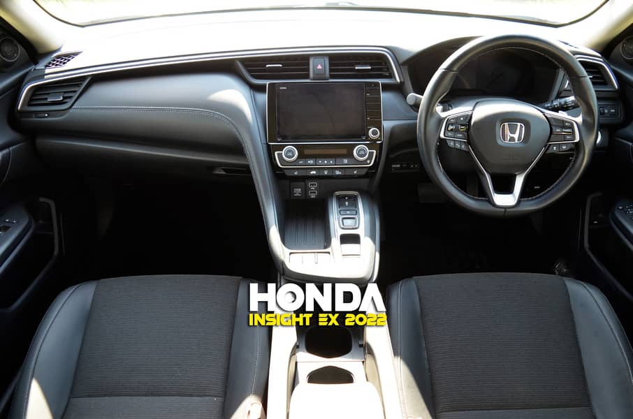 Honda Insight 2022 EX 13