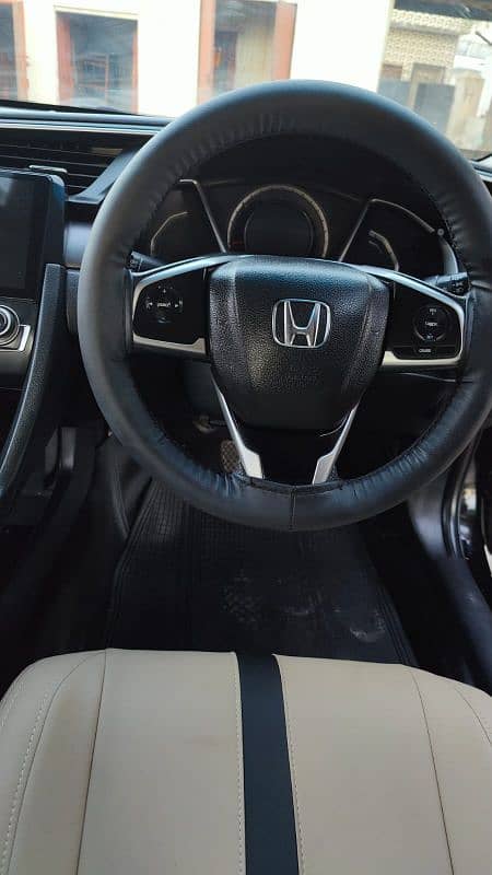 Honda Civic VTi Oriel 2017 UG full option 6