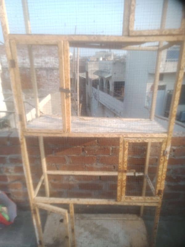 for sale 4 portion wooden cage 5