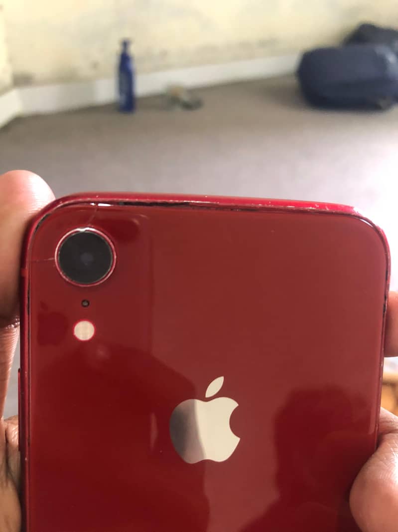 Apple iPhone XR 128GB 3