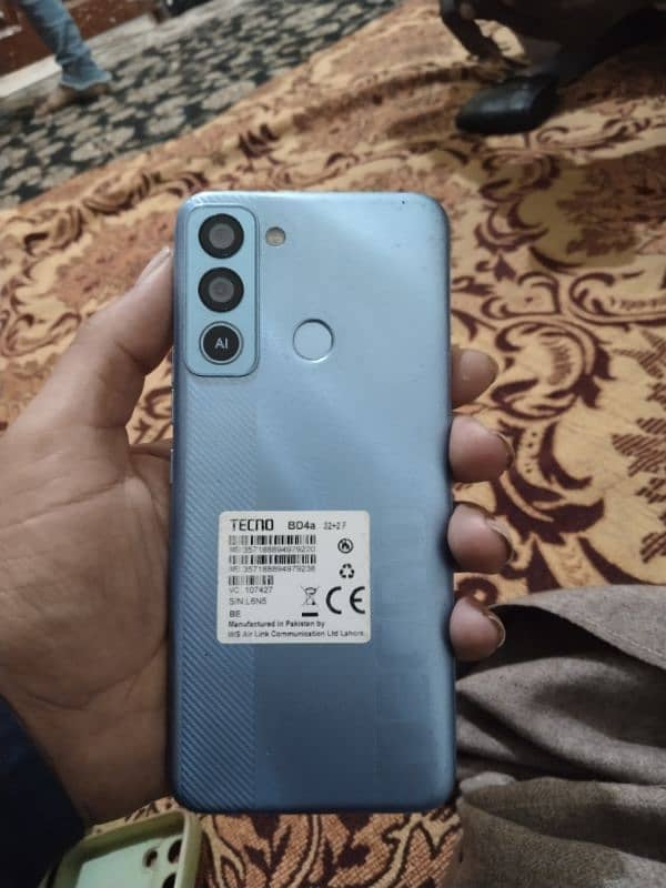 Tecno phone ha ok ha bilkul koi Kam Nahin ha na hi khula huwa ha 2