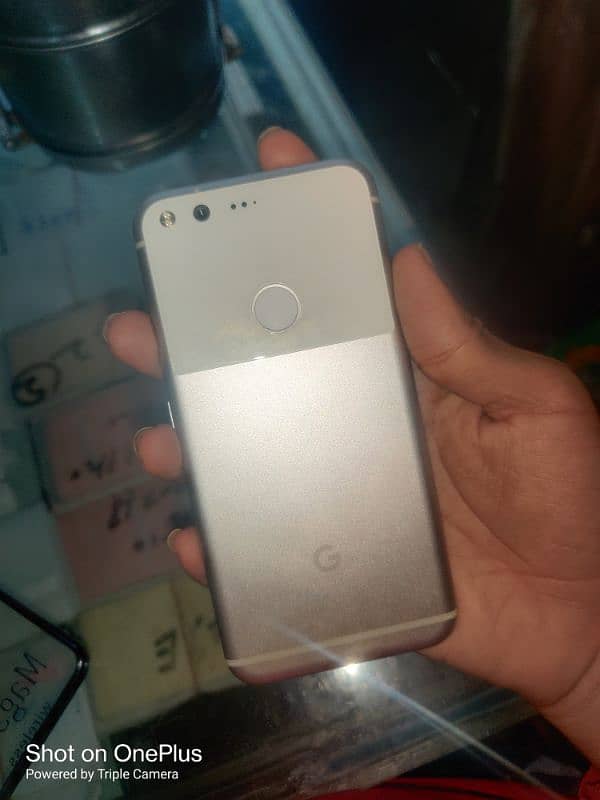 Google Pixel XL non pta 4/32 10/10 lush condition 3