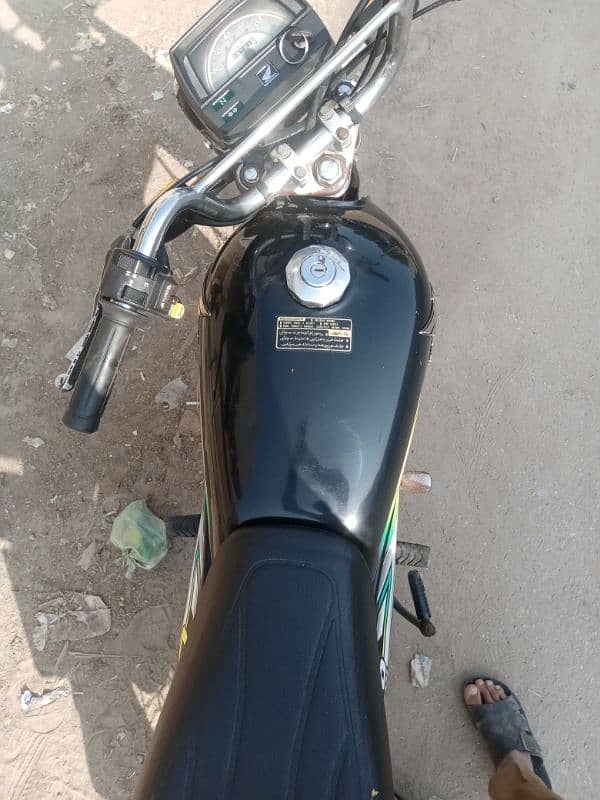 Honda 70cc 2023 model Karachi number 3