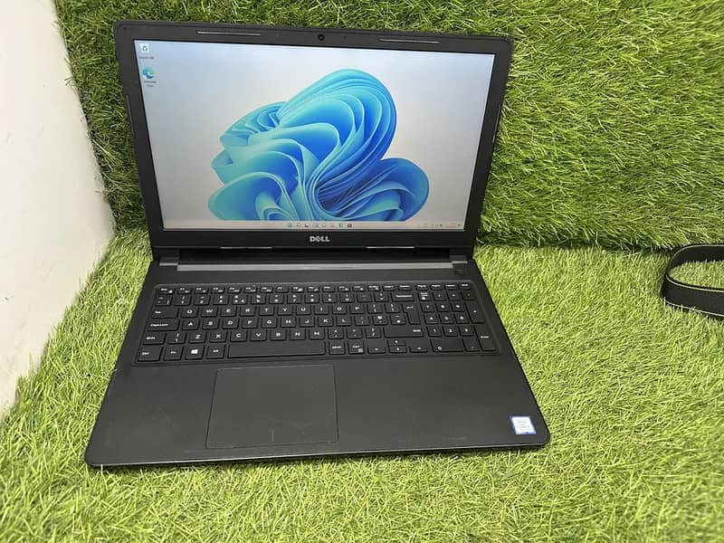 DELL Vostro 15 3578 Core i7 8th Gen 8 GB 256 SSD AMD 2GB Dedicated GPU 3