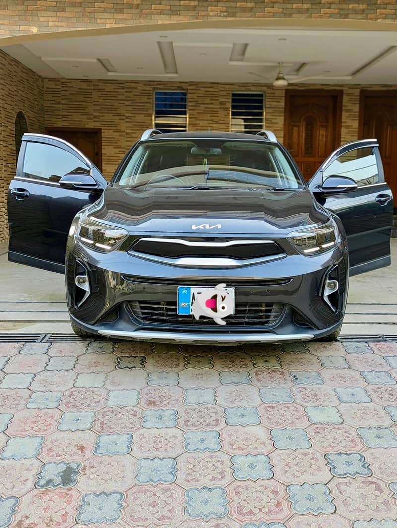 For Sale: KIA Stonic EX+ 2022 (Islamabad Registered, Panthera Metal) 6