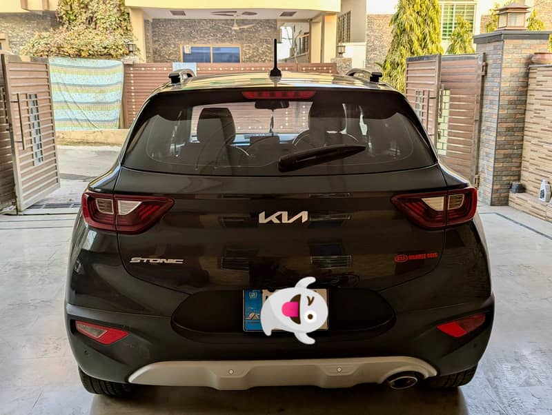 For Sale: KIA Stonic EX+ 2022 (Islamabad Registered, Panthera Metal) 8