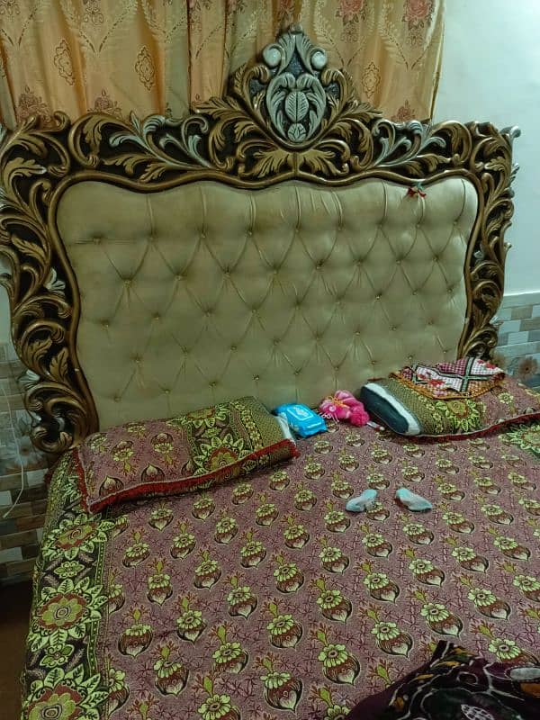 King bed Set for sale 0