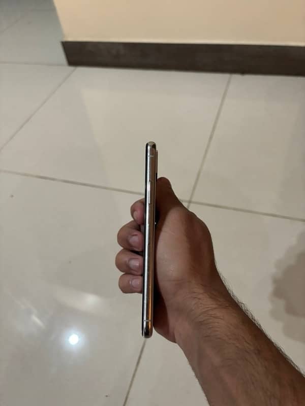 iphone X 64gb pta approved with box 5