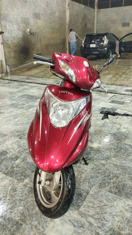 United Petrol Registered Scooty for sale in Lahore 4