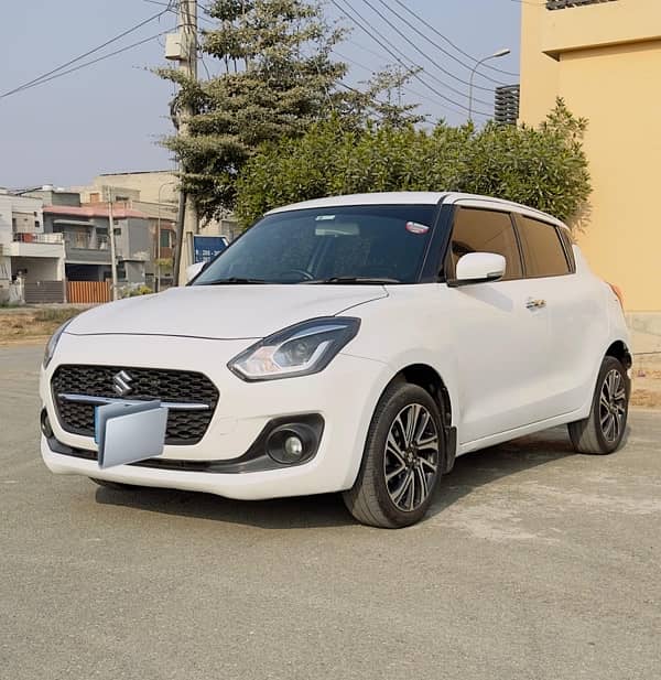 Suzuki Swift 2023 3