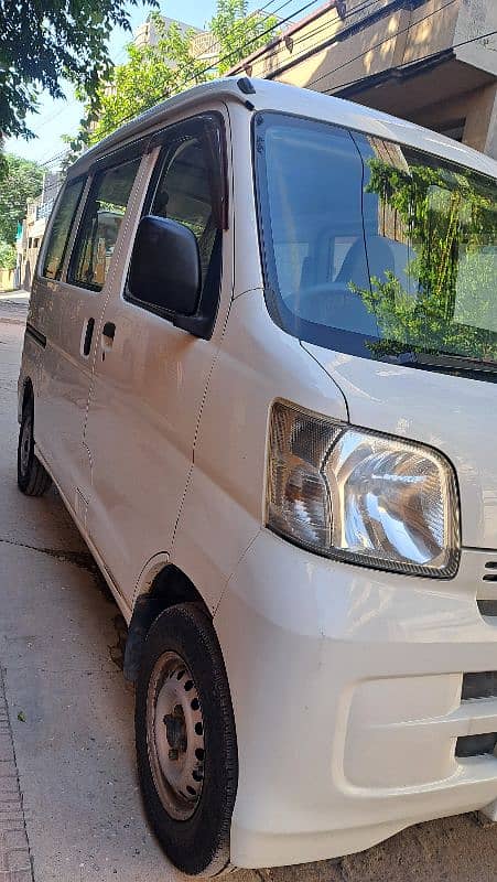 Daihatsu Hijet 2012/17. full automatic. no piece shower 3