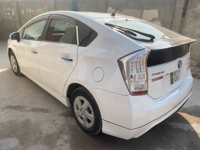 Toyota Prius 2011 0