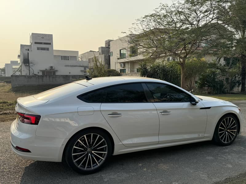 Audi A5 2017 Others 1