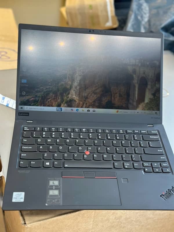 Lenovo Thinkpad X1 Carbon Core i7 10th gen Touchscreen 3