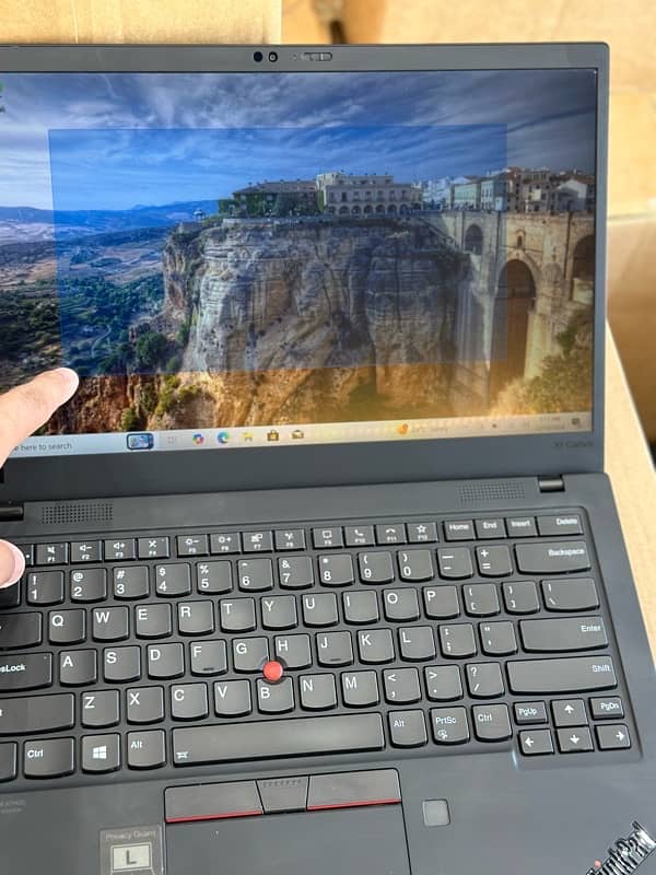 Lenovo Thinkpad X1 Carbon Core i7 10th gen Touchscreen 4