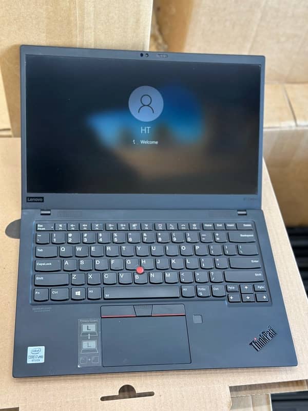 Lenovo Thinkpad X1 Carbon Core i7 10th gen Touchscreen 6