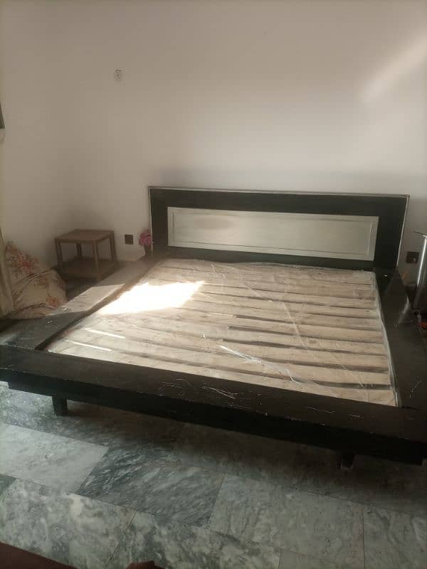 King Size Bed 3