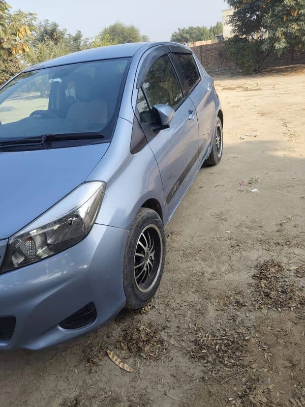 Toyota Vitz 2012 2