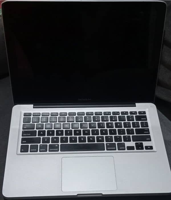 MacBook Pro 2012- i5-MacOs+Windows10 with Lifetime activated softwares 0