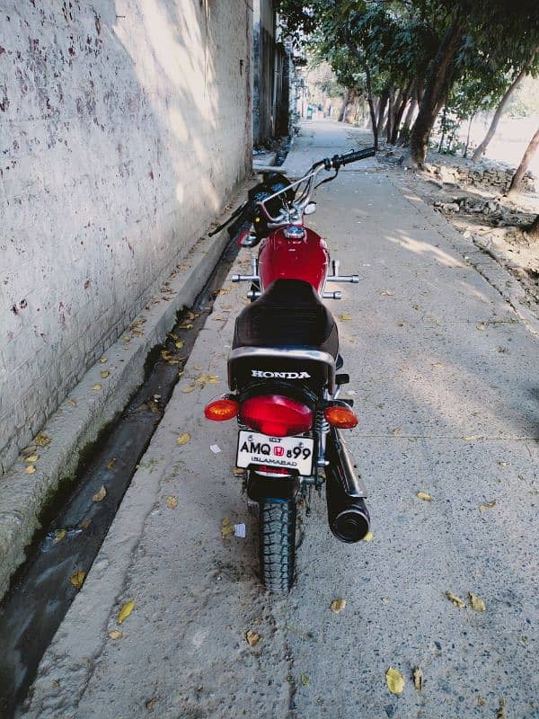 Honda CG 125 (2016) - Islamabad Number 5