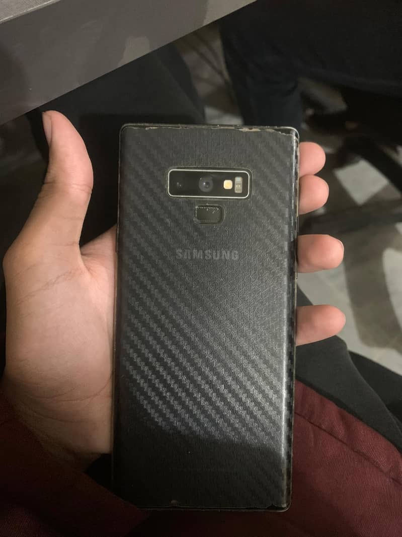 Samsung Mobile Note 9 1