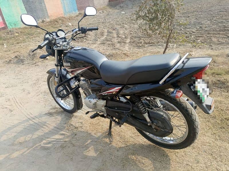 YAMAHA YB 125Z (2018) MODEL | YAMAHA IN BIKES  | YB-125Z 2