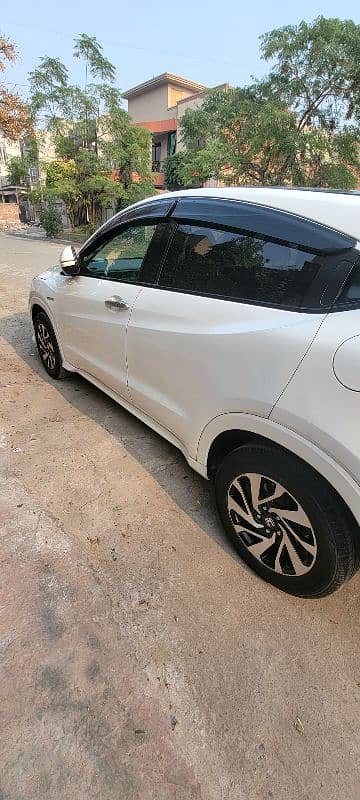 Honda Vezel 2015 4