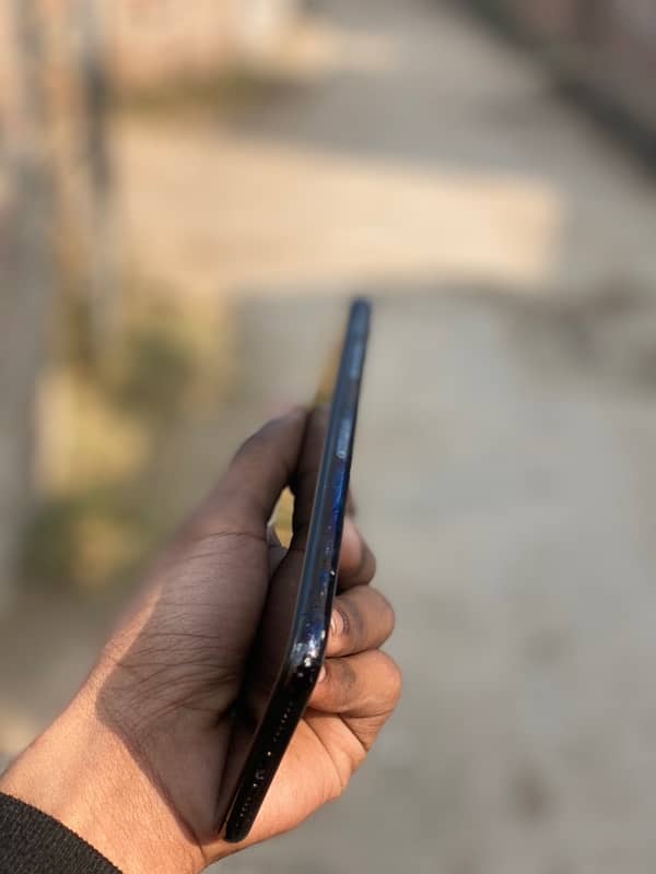 iPhone 11 Pro Max 1