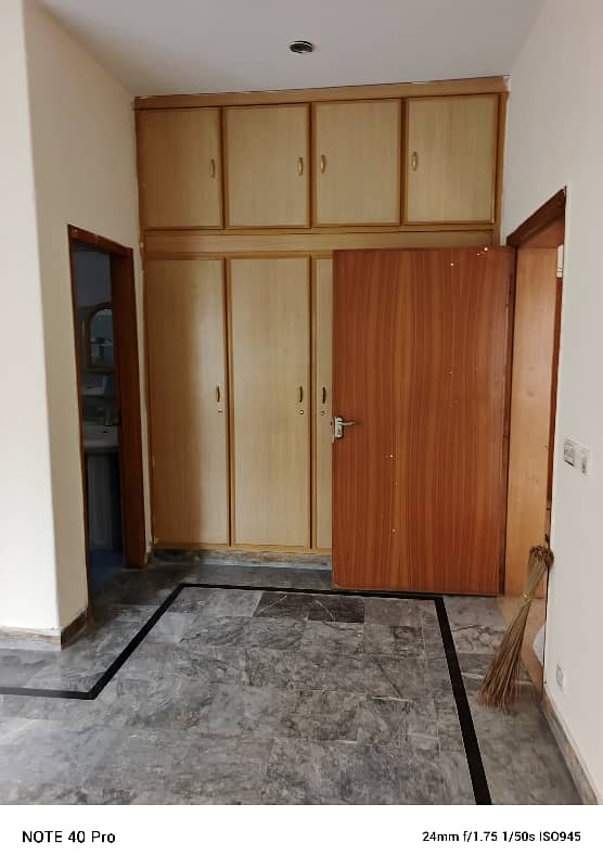 10 Marla VIP upper portion for rent in Abdalien society near ucp Yasir borast 1