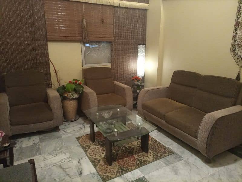 4 Seater Sofa Set with Center Table 0