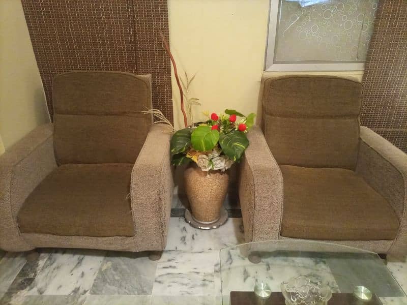 4 Seater Sofa Set with Center Table 5