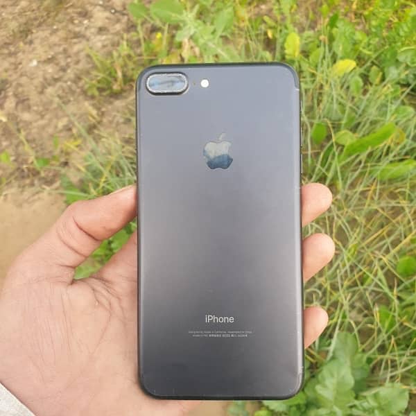 I phone 7 plus  Pta approved 128 GB 0