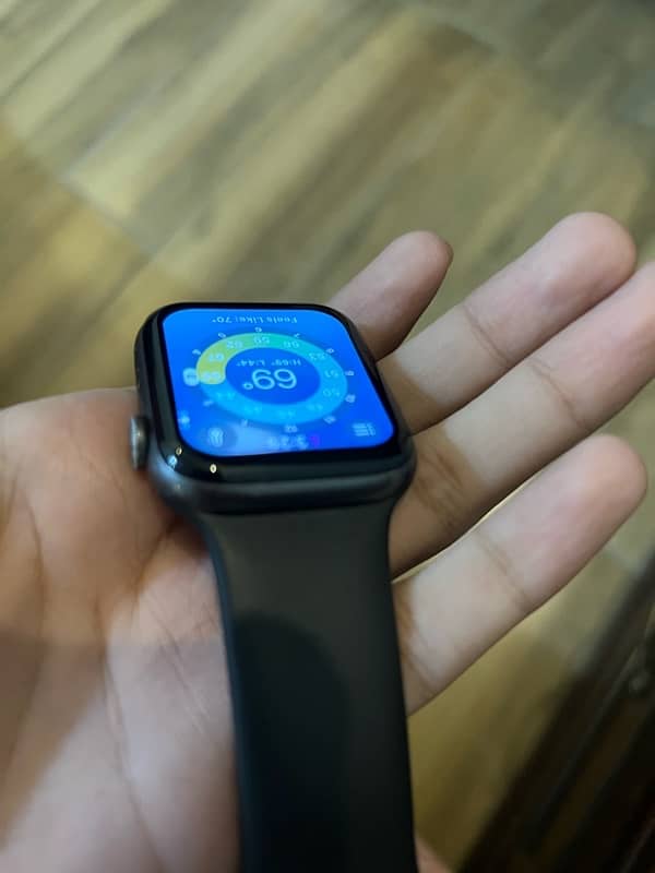 apple warch series 4 44mm 0