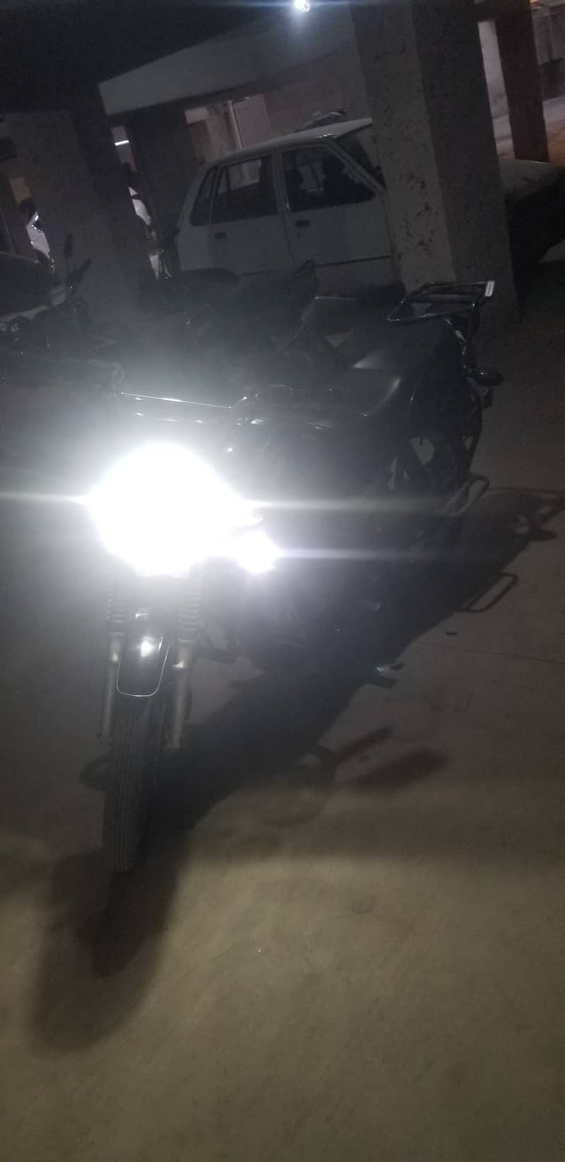 Suzuki GS 150 2018 0