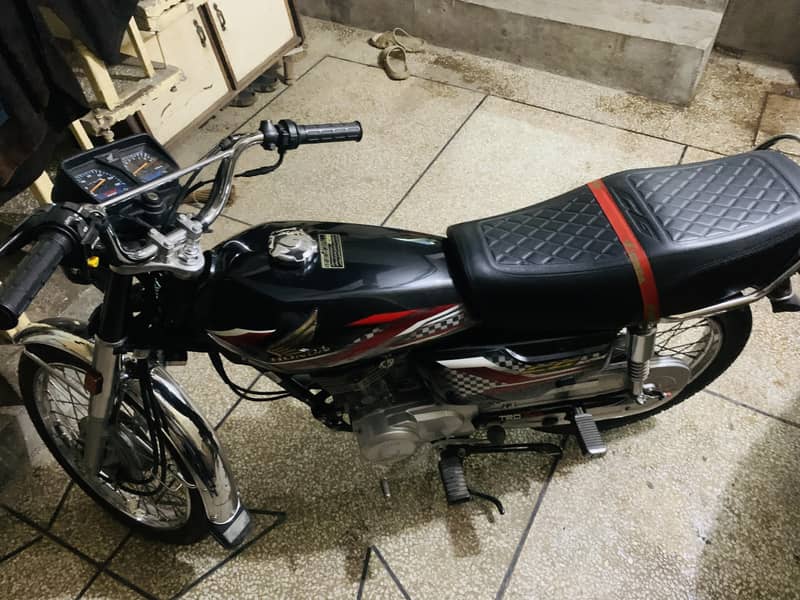 Honda CG 125 2024 1